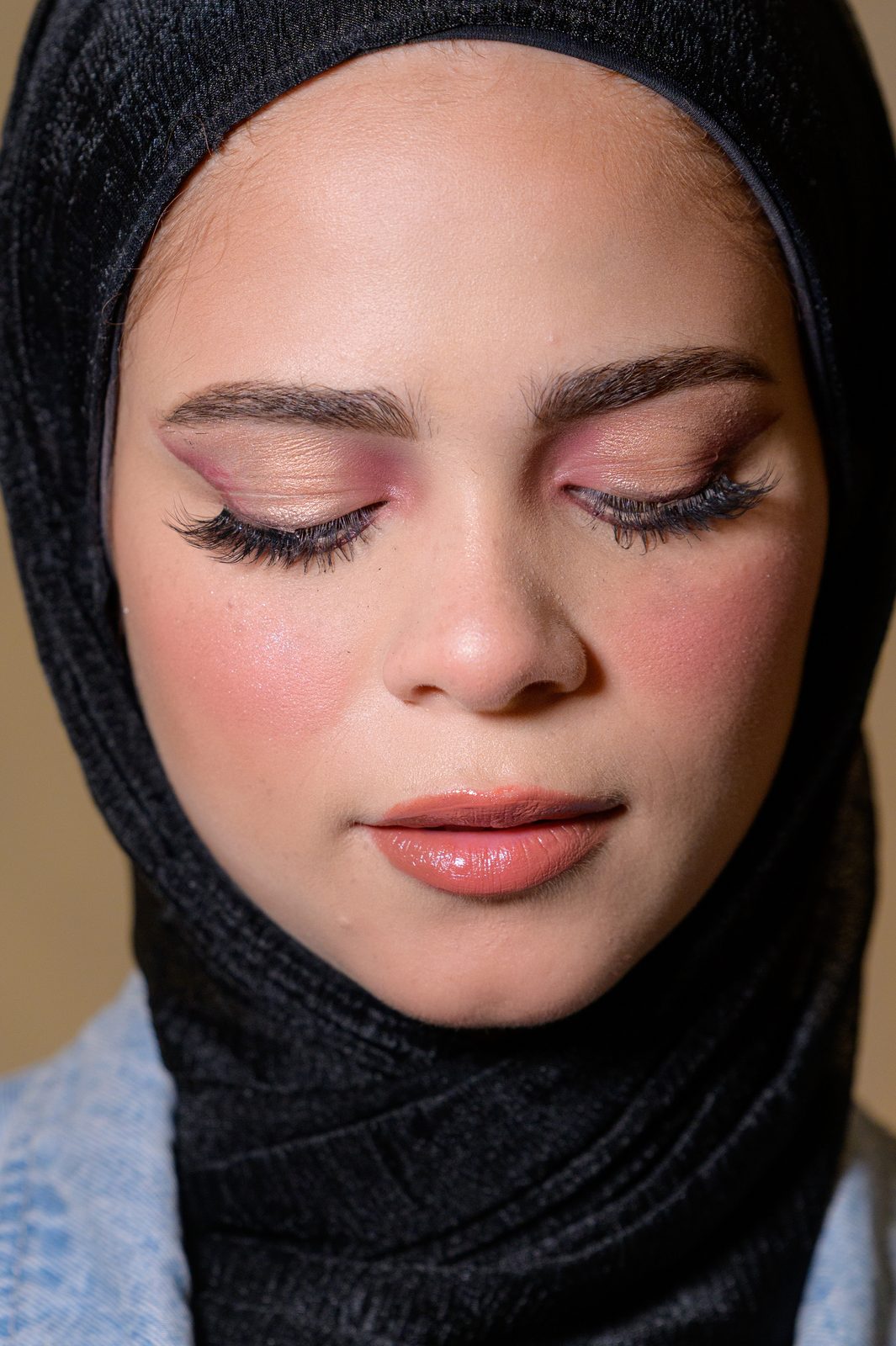 Polished bridal makeup with luminous complexion